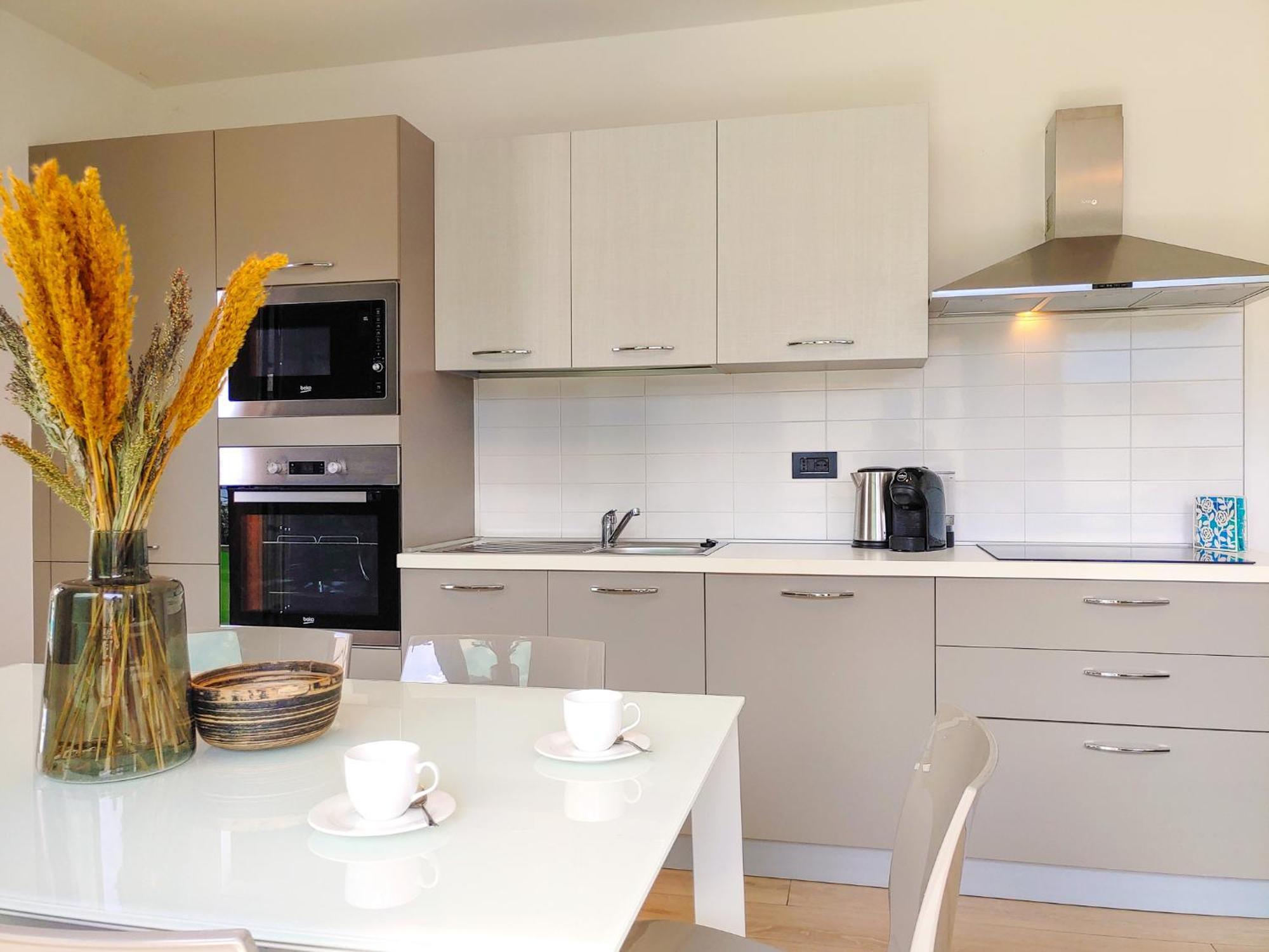 Dascio Emotion Ferienwohnung Mit Terrasse Am See Exterior photo
