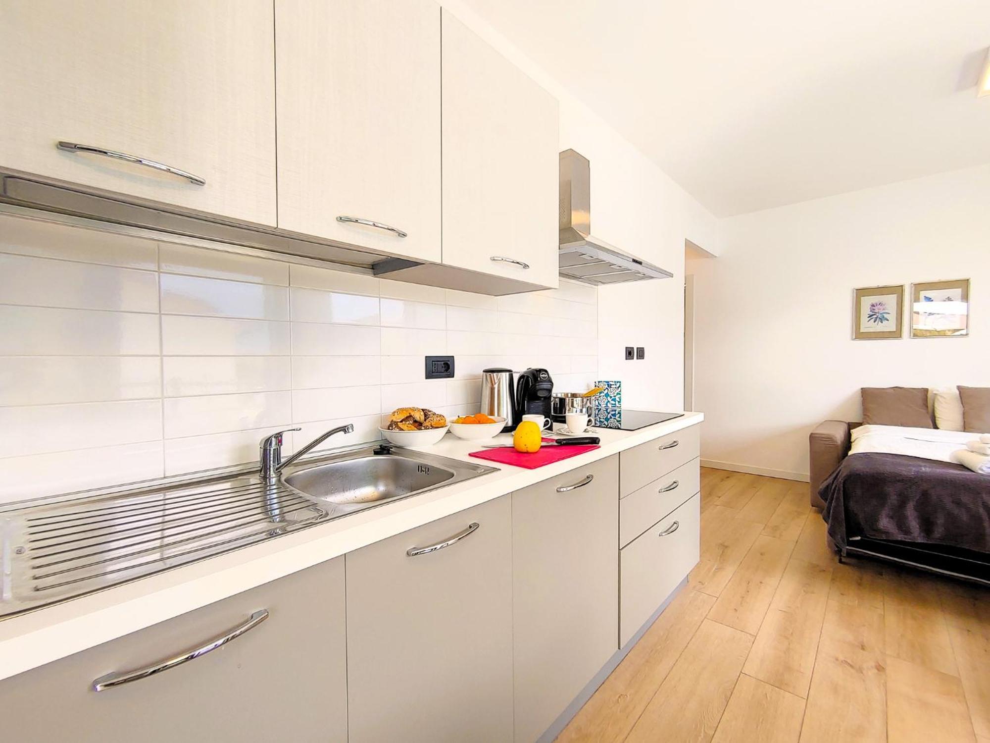 Dascio Emotion Ferienwohnung Mit Terrasse Am See Exterior photo