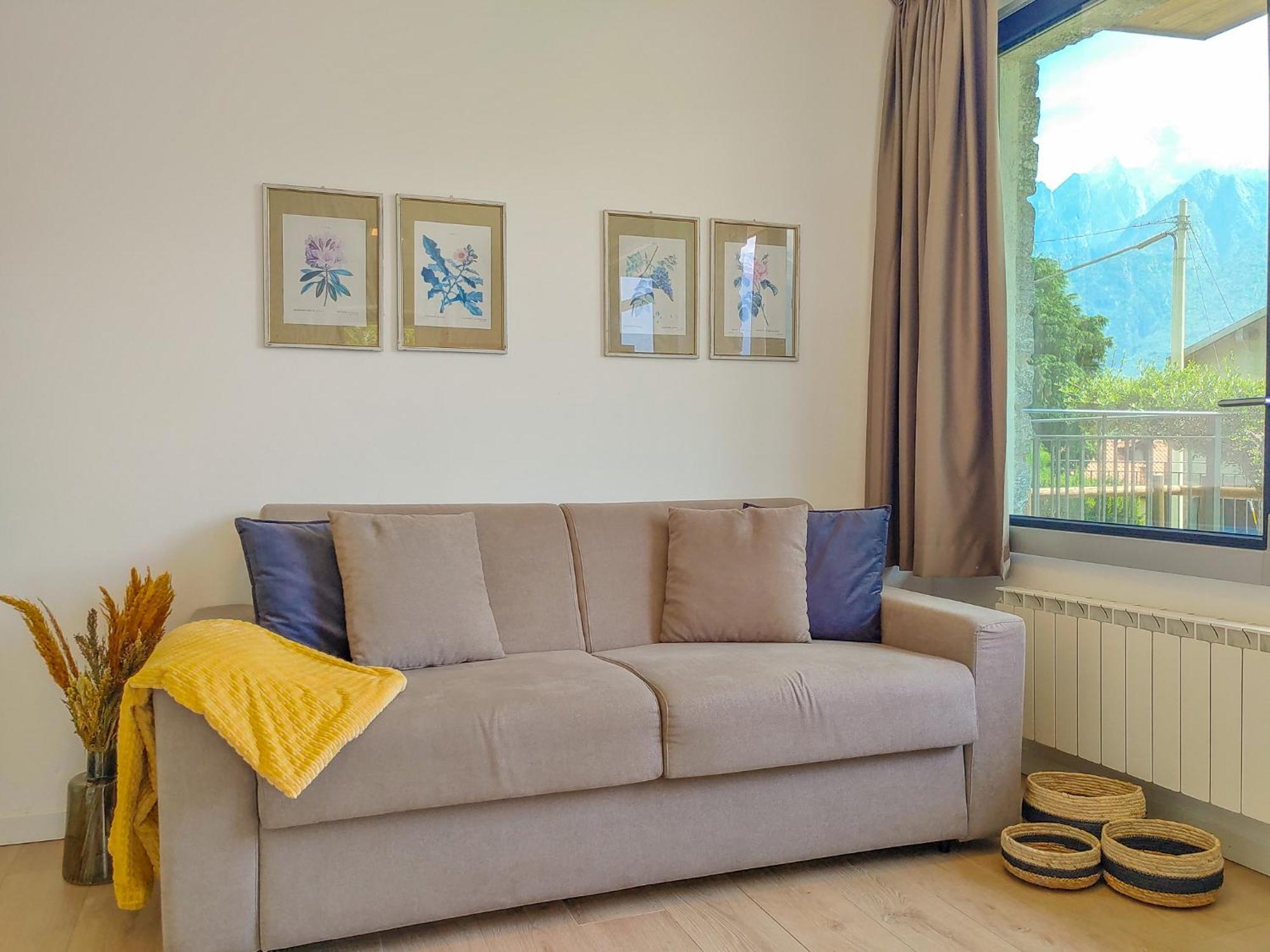 Dascio Emotion Ferienwohnung Mit Terrasse Am See Exterior photo
